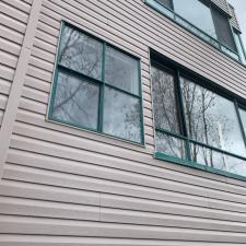 Soft Washing Vinyl Siding Building Complex in Tsawwassen, BC 1