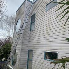 Soft washing vinyl siding building complex tsawwassen bc 005