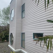 Soft Washing Vinyl Siding Building Complex in Tsawwassen, BC 5