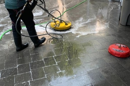 Pool deck cleaning