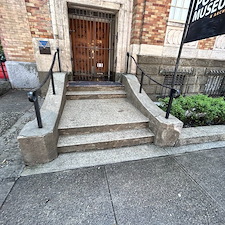 Quality-Commercial-Pressure-Washing-in-Downtown-Vancouver 3