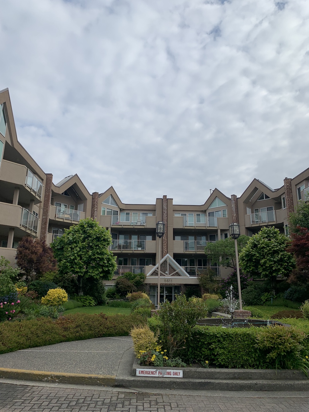 Skylight & Window Washing in Richmond, BC